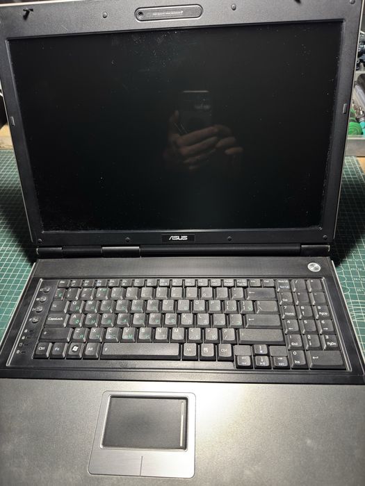 Ноутбук Asus A7u