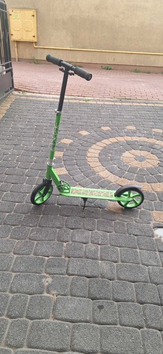 Hulajnoga regulowana