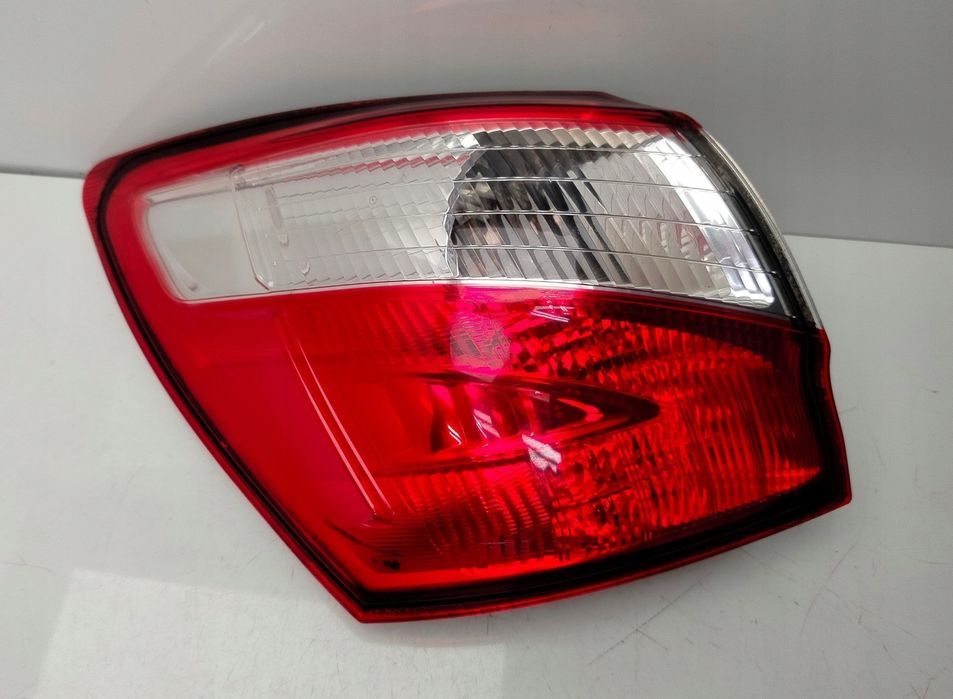 nissan qashqai j10 lift 09r- lampa lewy tył lewa tylna
