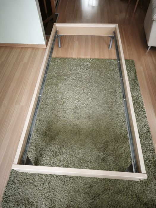 Łóżko 90x200 jednoosobowe ze stelażem