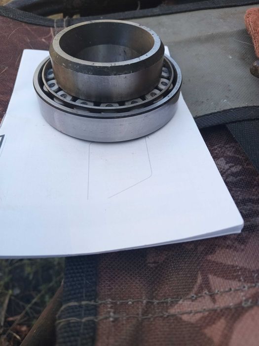 Продам опорный роликовый подшипник