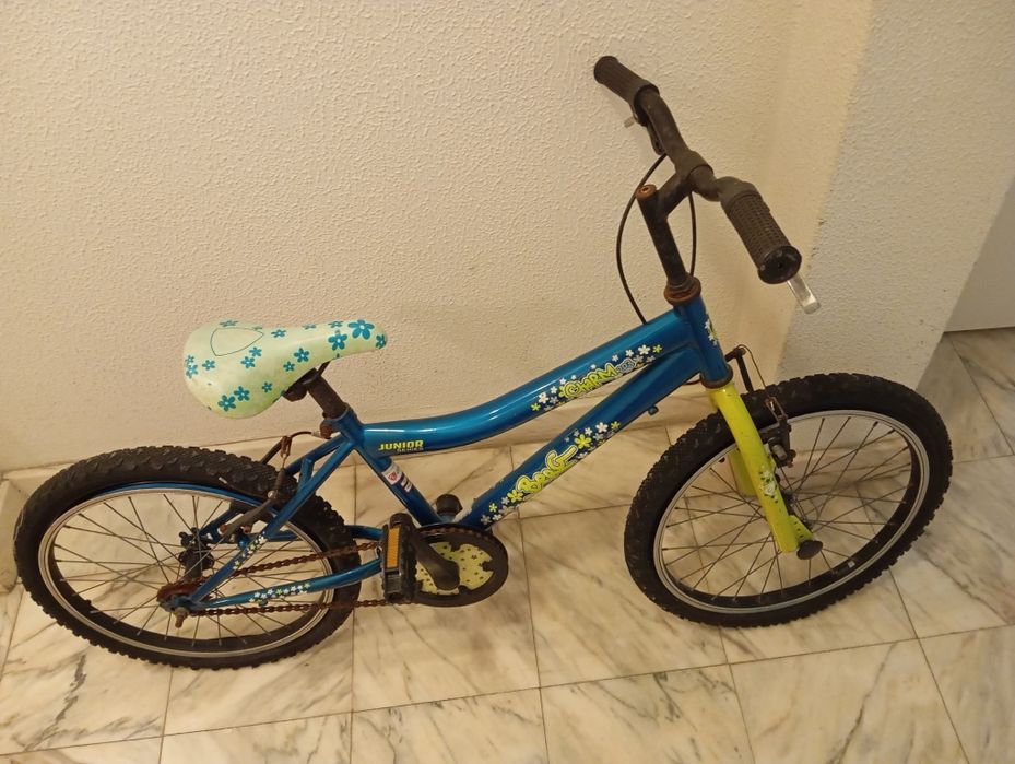 Vendo bicicleta para criança