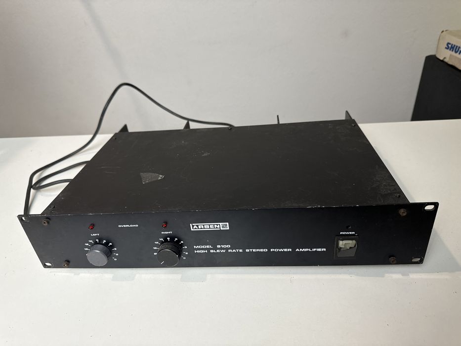 Amplificador Larsen s100