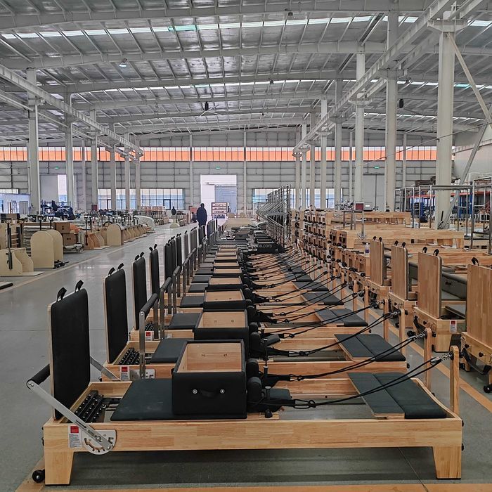 Reduce tu coste de importación en equipos de Pilates