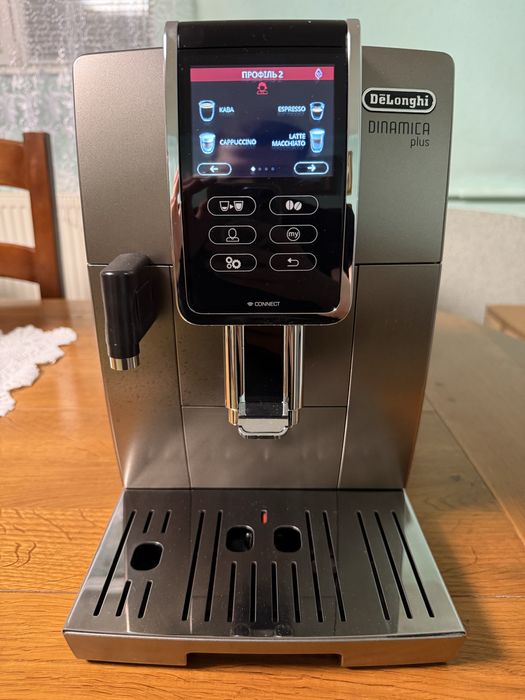 Кавомашина DeLonghi Dinamica Plus лише 4тис. пробігу