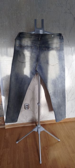 Spodnie Jeansy Nowe klasyczne męskie pas 88-90 dł.101 cm