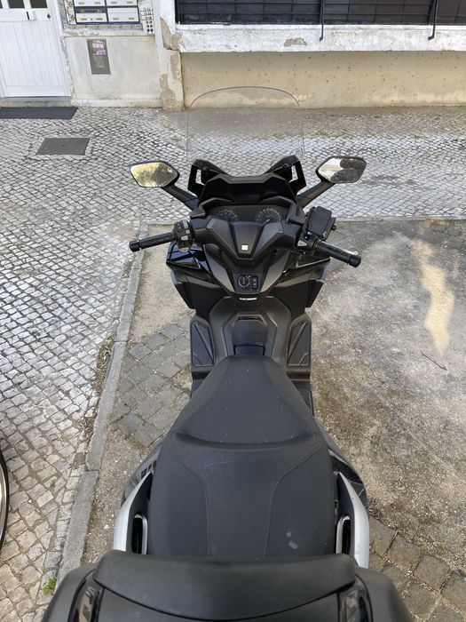 Honda Forza 125 cc  2022 automatica com 15100 km rodados moto nova!