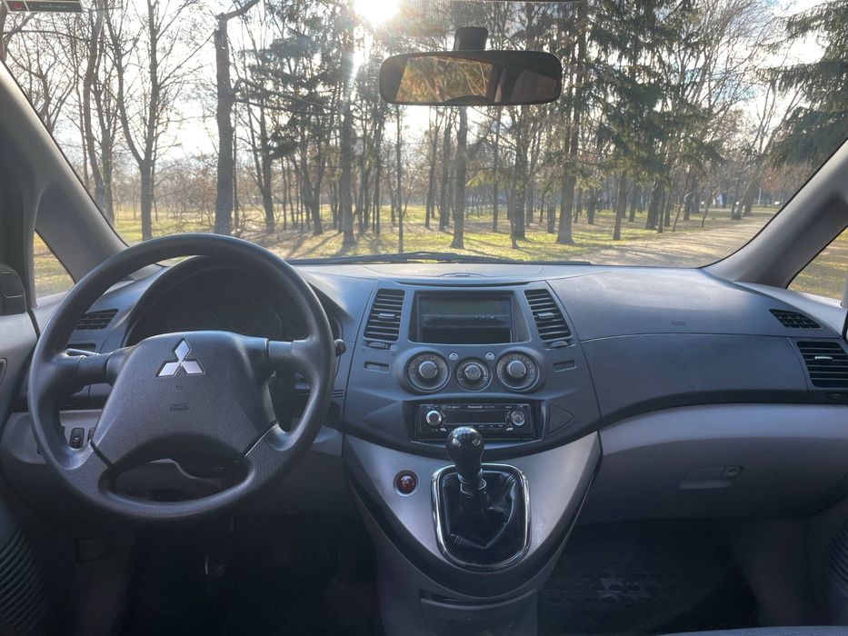 Mitsubishi Grandis дизель