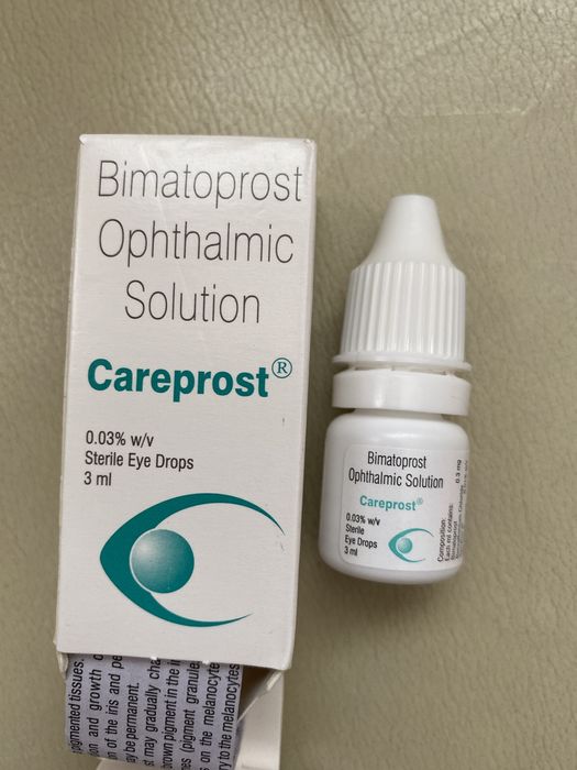 Засіб для росту вій та брів Карепост