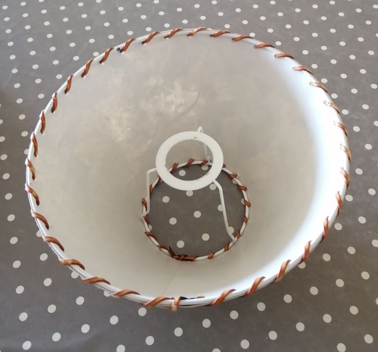 Abajur folhas secas de Outono