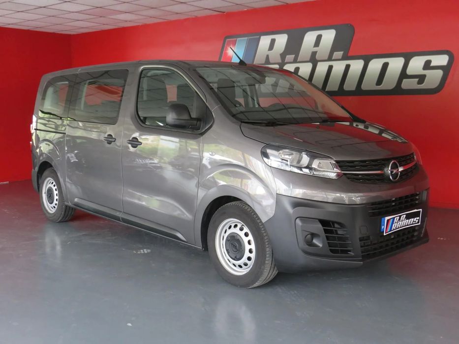 Opel Vivaro 1.5 CDTi L2H1 Essentia Inc