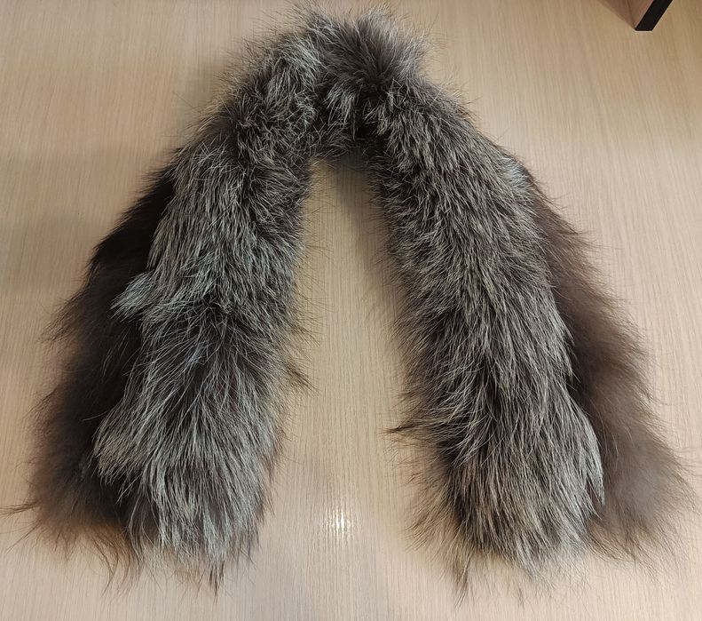 Хутряний комір з чорнобурки та кролику