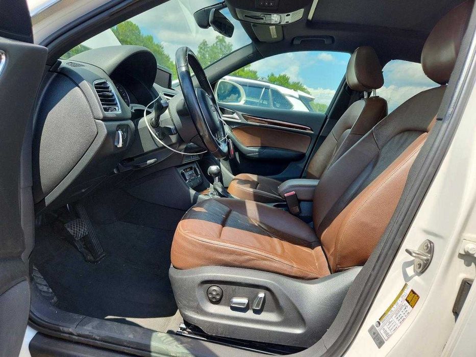 Бампер Audi Q3 8U Розборка Ауді Ку3 8у К3 8У LS9R