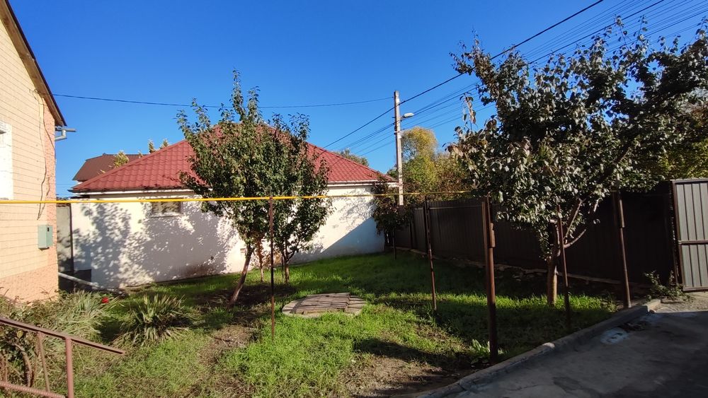 Продам компактний будинок