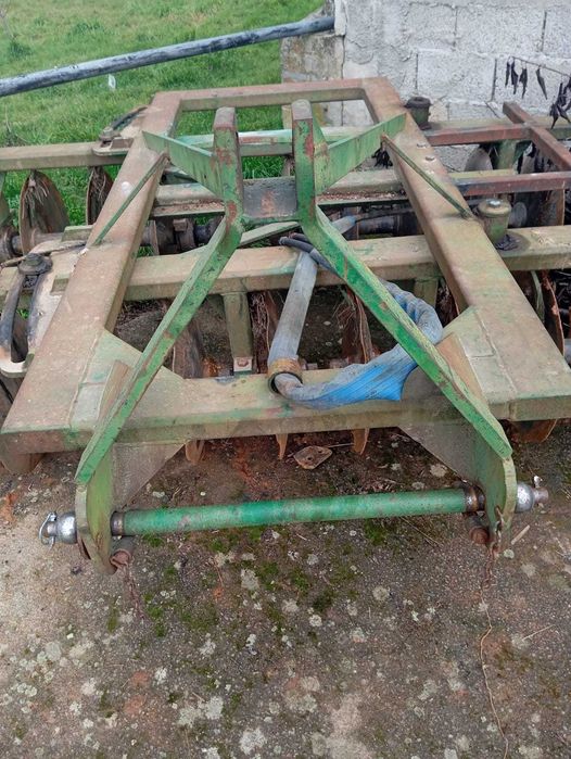 Grade de Discos em Bom Estado | 20 Discos de 24 Polegadas