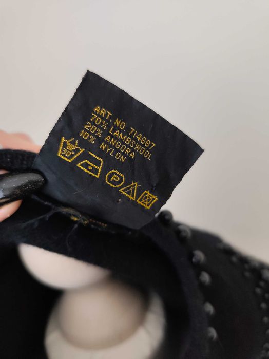 Czarny elegancki wełniany sweter sweterek z perełkami uniwersalny wool