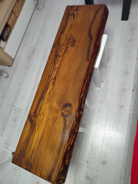 Blat łazienkowy  drewniany z żywicy .