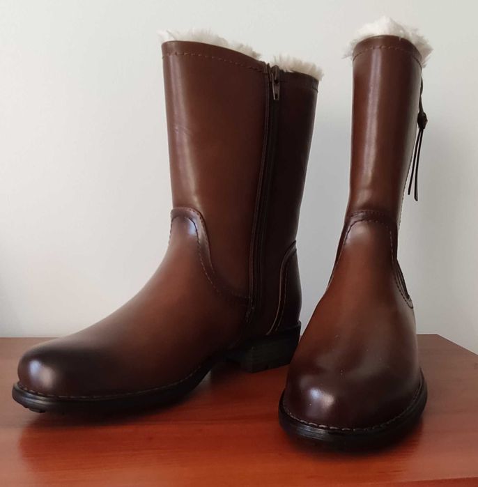 botki , kozaki zimowe,  Nowe /rozmiar  buta 39/ Graceland