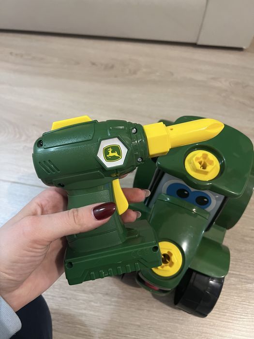 Розбірна машинка Tomy John Deere Збери свій трактор, розвиваючі ігри