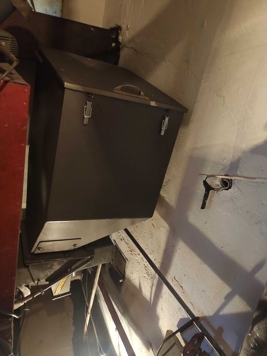 Podajnik tłokowy UŻYWANY. 400 m2 grzewczych