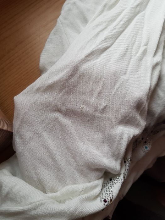 Sweter guess S kremowy biały z dżetami odkryte plecy dzianowy