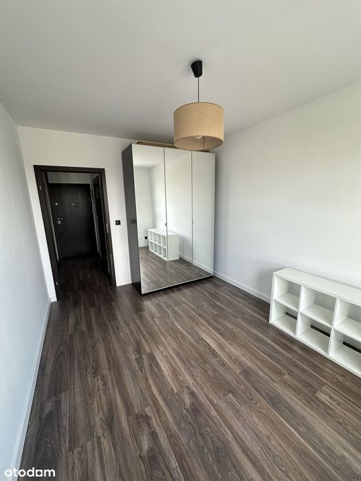 Jasna Rola 36k//2 pokoje//duży balkon//winda//wolne od zaraz!