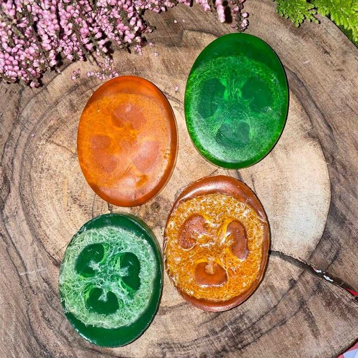 mydełko z gąbką loofah