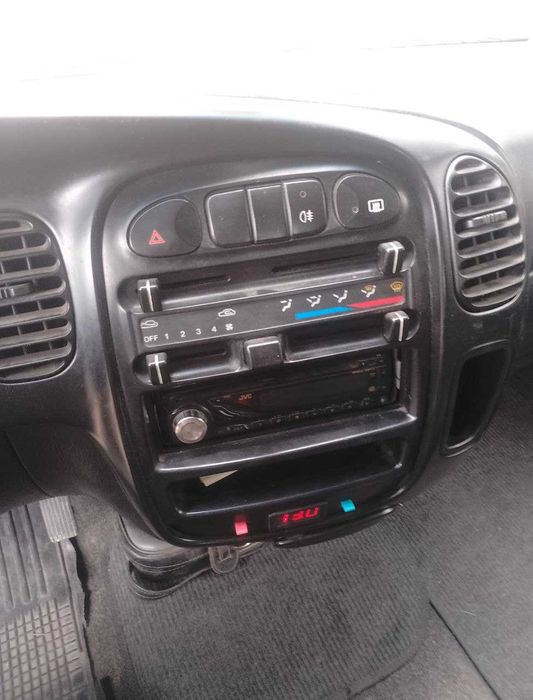 HYUNDAI H1 227 тис. км