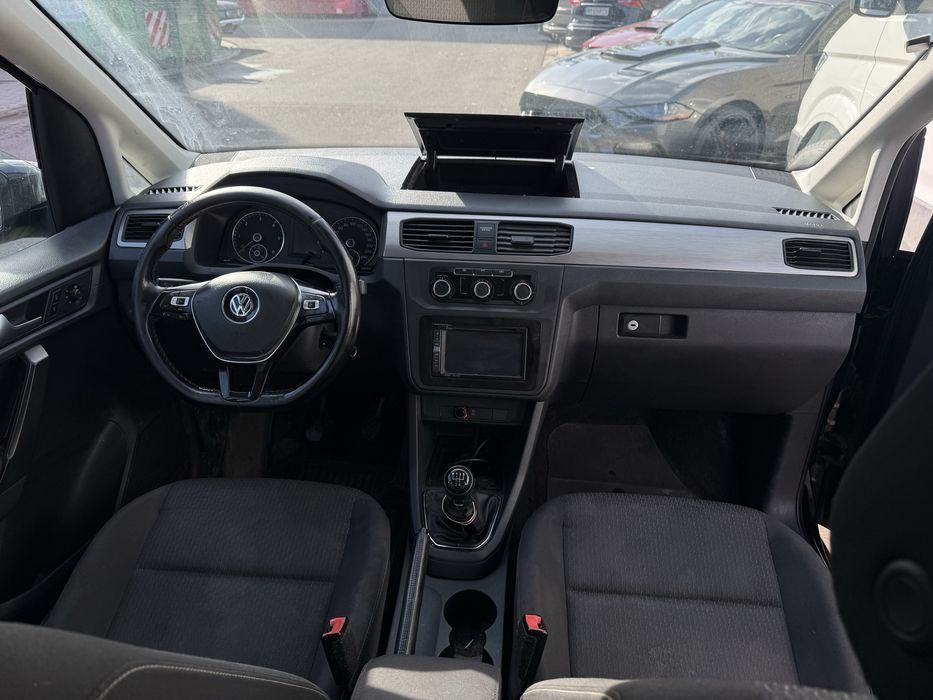 Volkswagen Caddy 2017 рік (2.0 TDI)