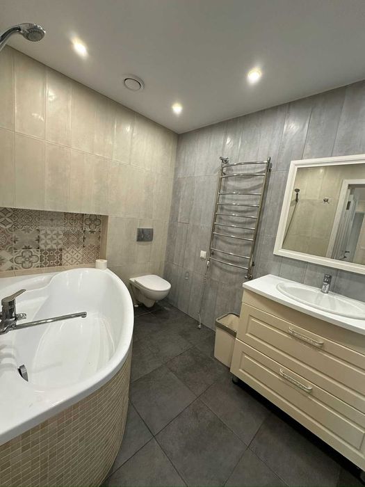 Сучасна 3 кімн Новий будинок ЖК Придеснянський Закритий двір АВТОНОМКА