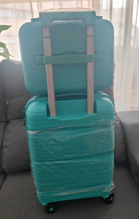 (Novos/Nunca usados) Malas de Mão & Malas de Cabine Carry-On  C/Rodas