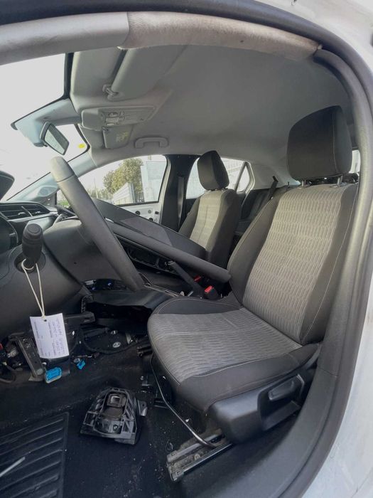 Opel Corsa F viatura para peças