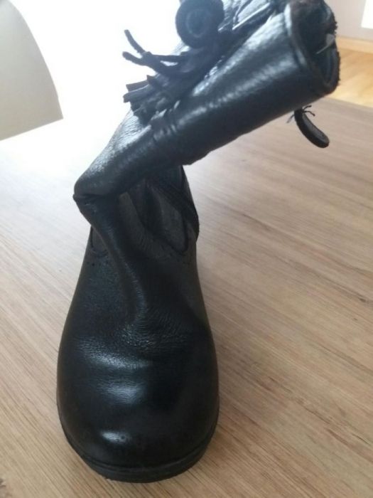 Kozaki dla dziewczynki ZARA roz. 25