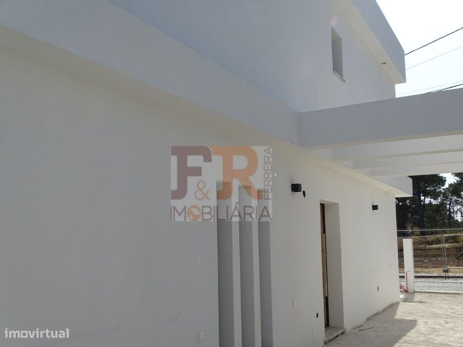 Moradia Geminada Duplex T2+1 com Pérgula Fernão Ferro