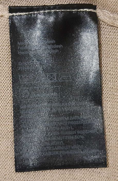 Długa używana kamizelka