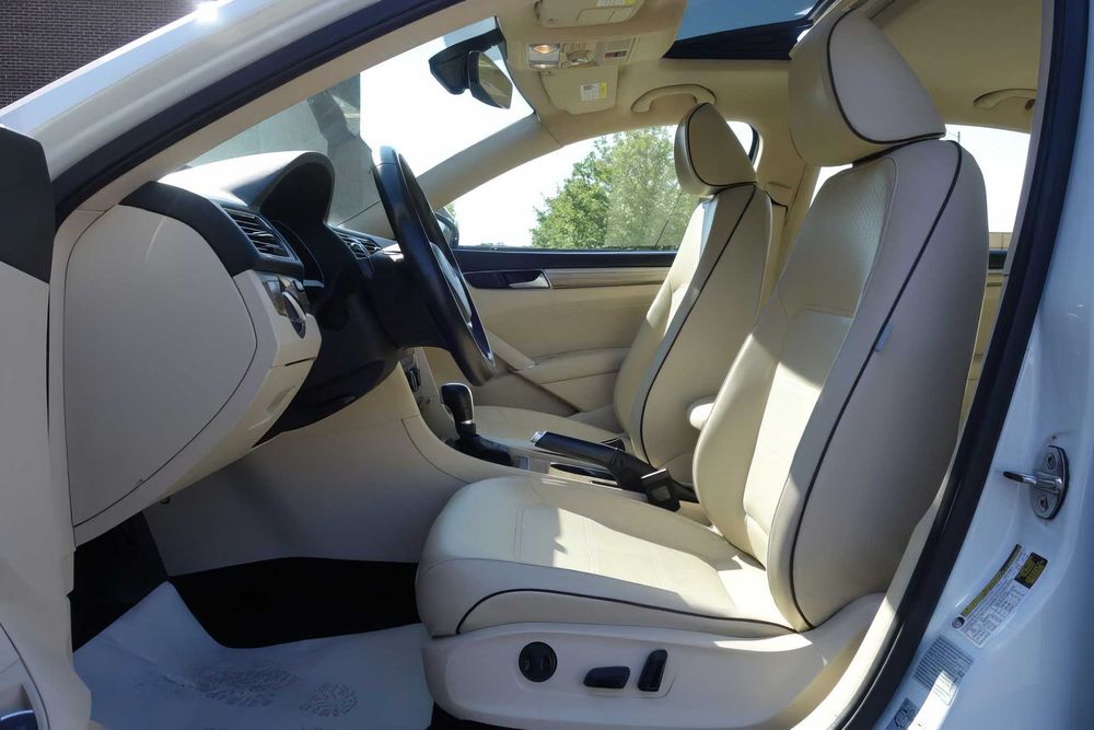 Volkswagen Passat SE      2016