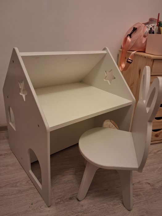 Biurko dla dziecka