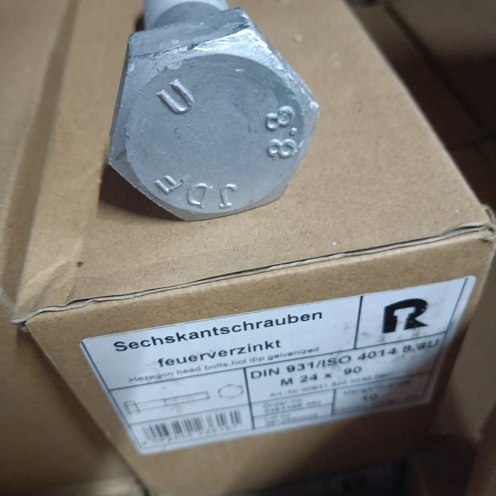 Śruba M24X90 ocynk
