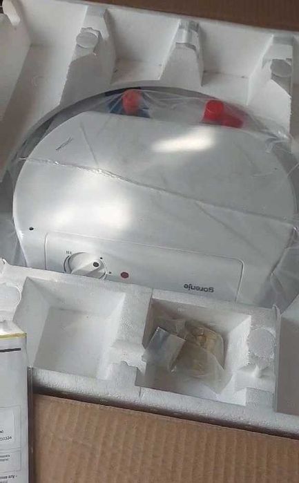 Продаю бойлер на 80 літрів.