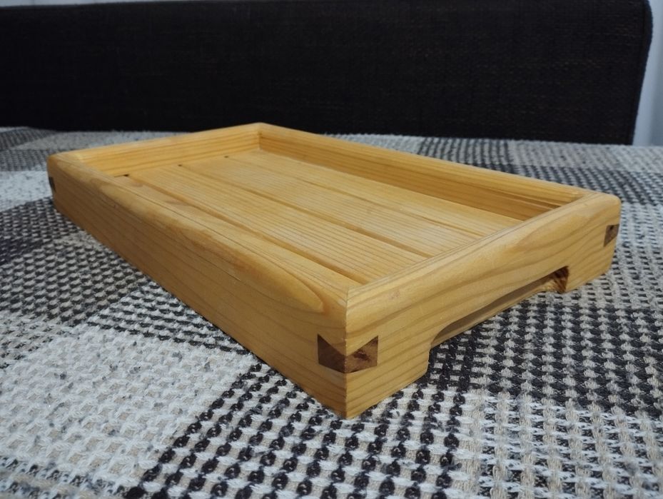 Піднос з натурального дерева