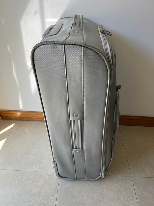 Benetton - Mala Grande Viagem com Trolley e Necessaire