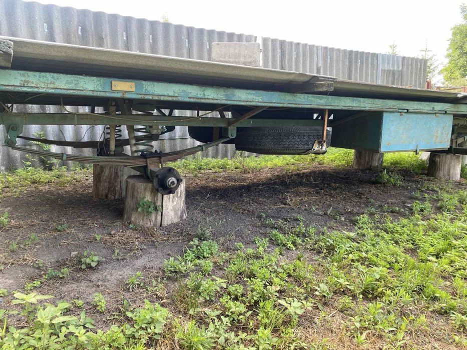 Платформа причеп для бджіл вуликів