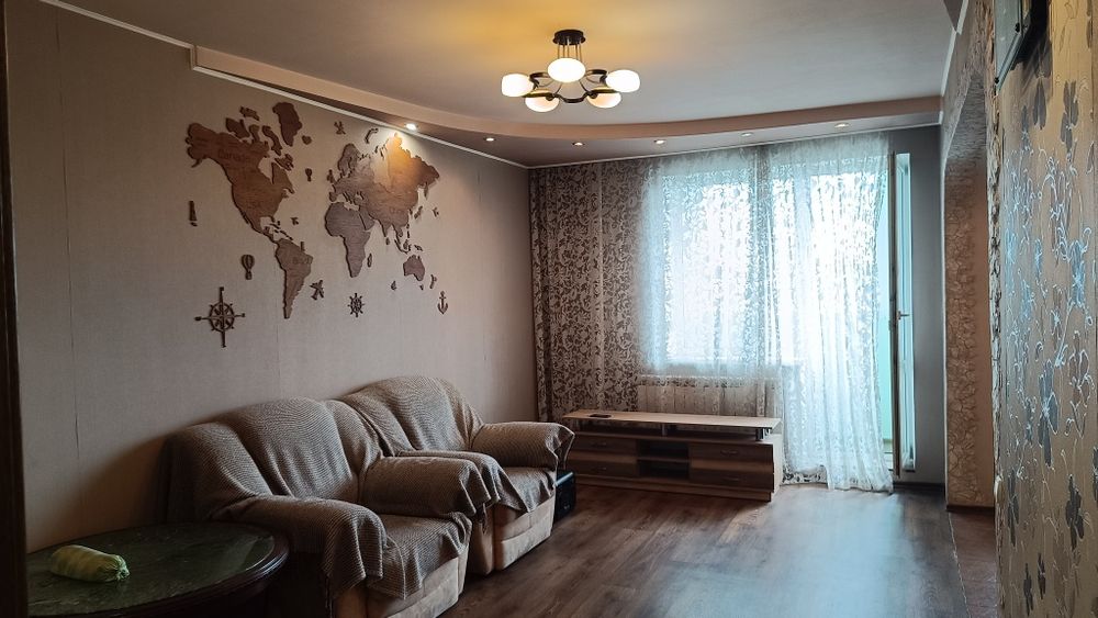 Продаж 3-кімнатної квартири, центр, Чугуїв