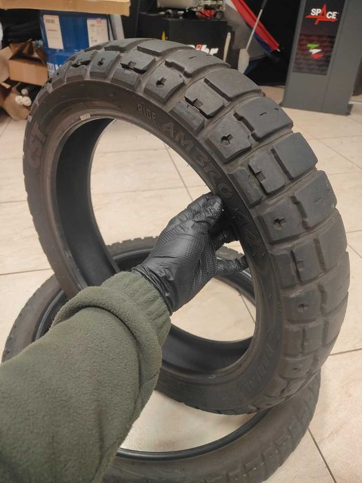 Pneus CST Ambro A4 90/90-21 + 140/70-18 (CF Moto 450MT)