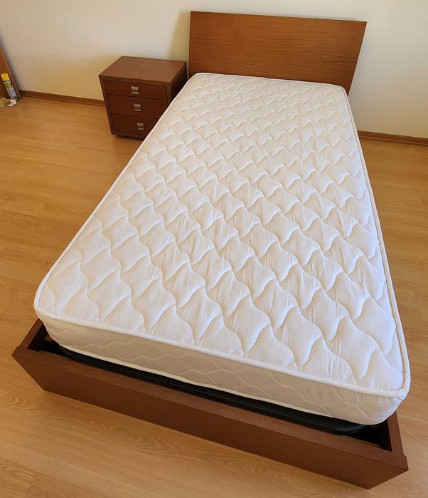 Conjunto para quarto de dormir e/ou escritório
