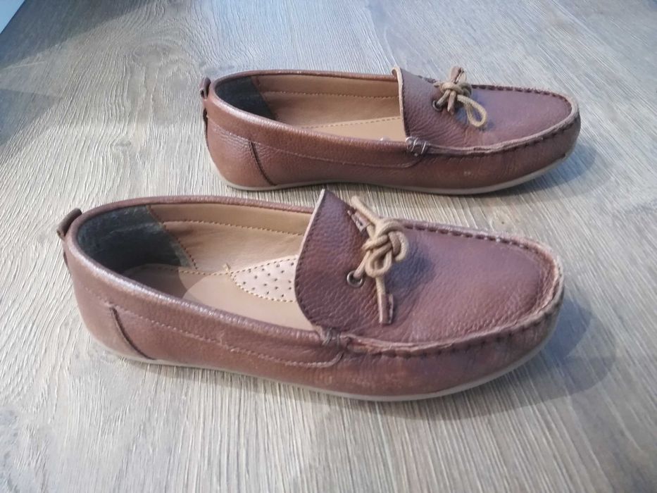 Sapatos rapaz castanhos Massimo Dutti