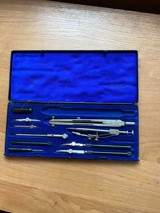 Profesjonalny Zestaw Kreślarski VIP JSPECTRUM