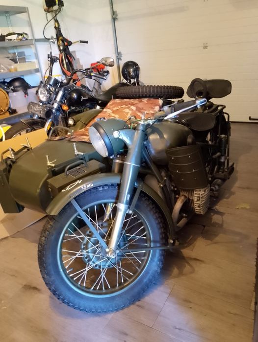 Motocykl M- 72 IMZ Dniepr 750