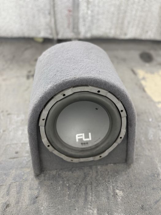 Сабвуфер Fli active 800 watts