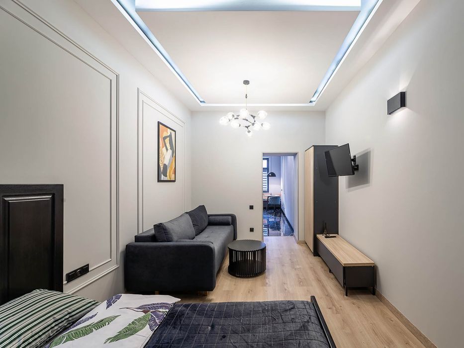 Вільно Квартира погодинно  подобово між центром та вокзалом